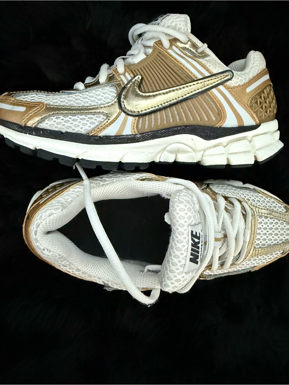 Nike Women's White & Gold Athletic Running Sneakers - Picture 6 of 12